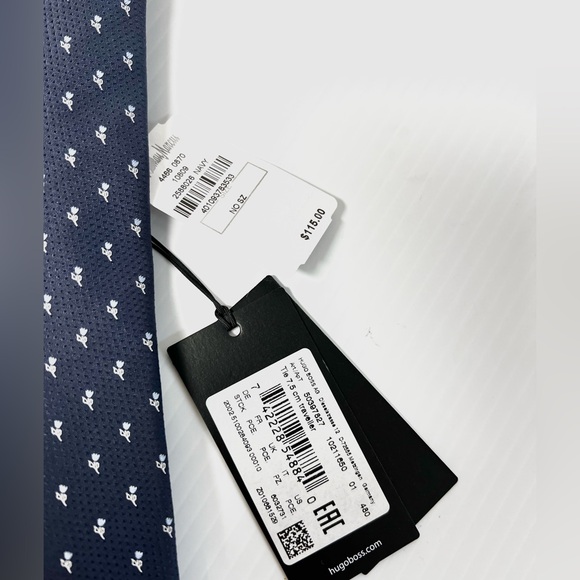 NEW $115 HUGO BOSS Men's Navy Blue Floral Print Made in Italy 100% Silk Tie - Picture 8 of 13